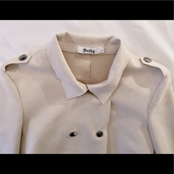 ⭐️SOFY⭐️BEIGE CONVERTIBLE/3 STYLES IN 1 FAUX SUEDE VEST/TRENCH COAT - Picture 13 of 16